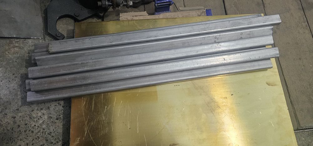 Уголок Алюм. АМГ5 обрезки 5083 алюминиевый Алюминий профильная труба