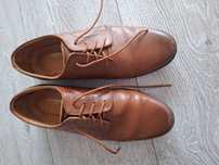 Buty chłopięce+ koszule