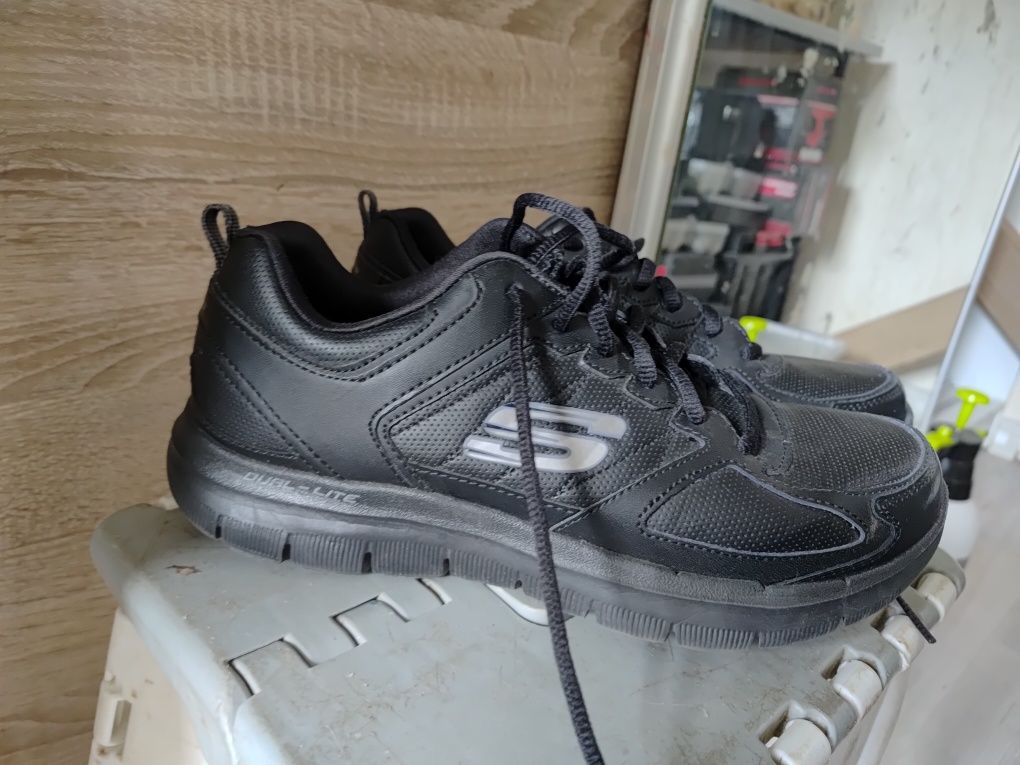 Buty skórzane  vintage Skechers air-cooled memory foam rozmiar 38