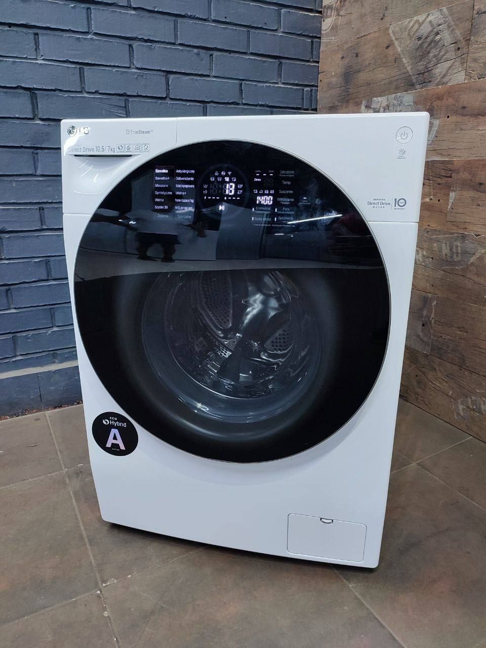 Пральна/стиральная машина Samsung WF8590NMW9