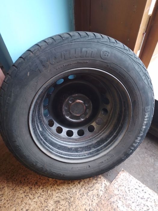 Продам  шини з дисками R14