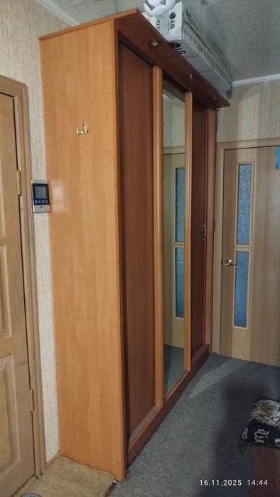 Шафа купе в прихожу