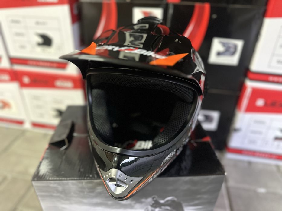 Nowy Kask L 57- 58 cm City Bike czarny crossowy full face CE
