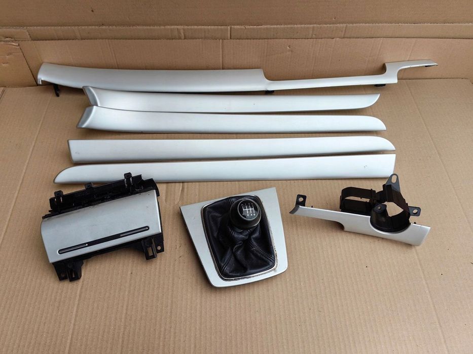 Dekory listwy ozdobne S-Line srebrne Audi A4 B6 B7 zestaw komplet