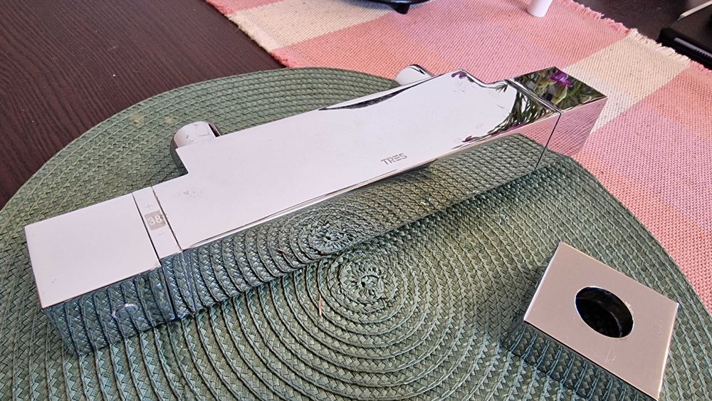 Bateria Termostatyczna TRES, prysznicowa z rozetami, termostat