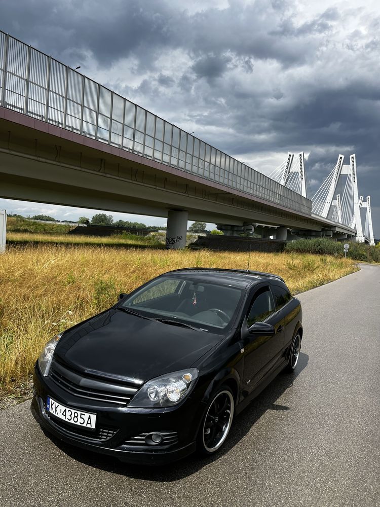 Opel astra H GTC OPC Line 1.6\lpg