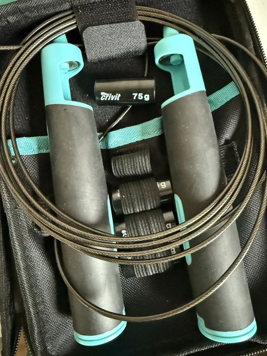 Nowa skakanka Crivit z obciążnikami