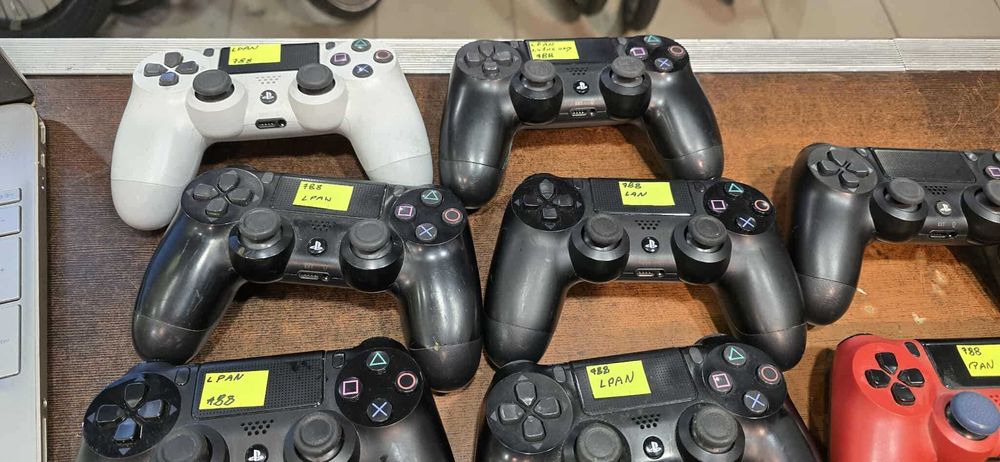 Pady do konsoli Ps4 15szt
