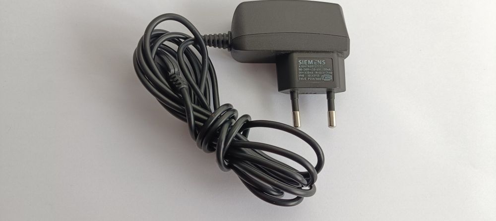 Ładowarka sieciowa Siemens