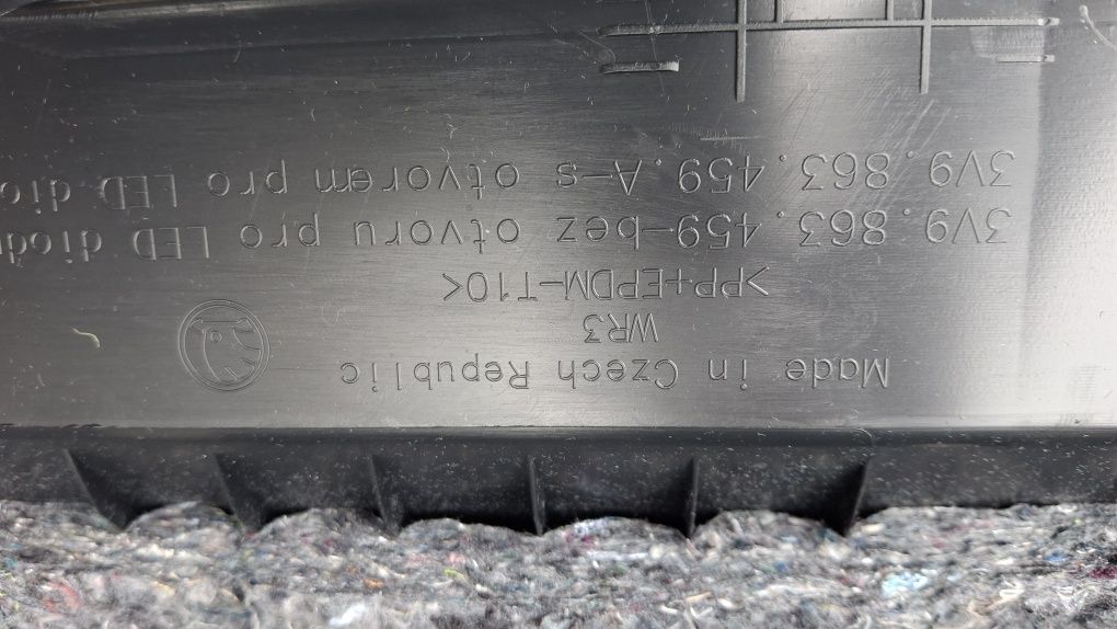 Nakładka krawędzi  bagaznika