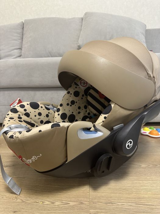 Автолюлька cybex cloud z i-size by Karolina Kurkova