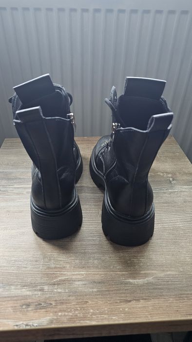 Buty botki w stylu miu miu 37