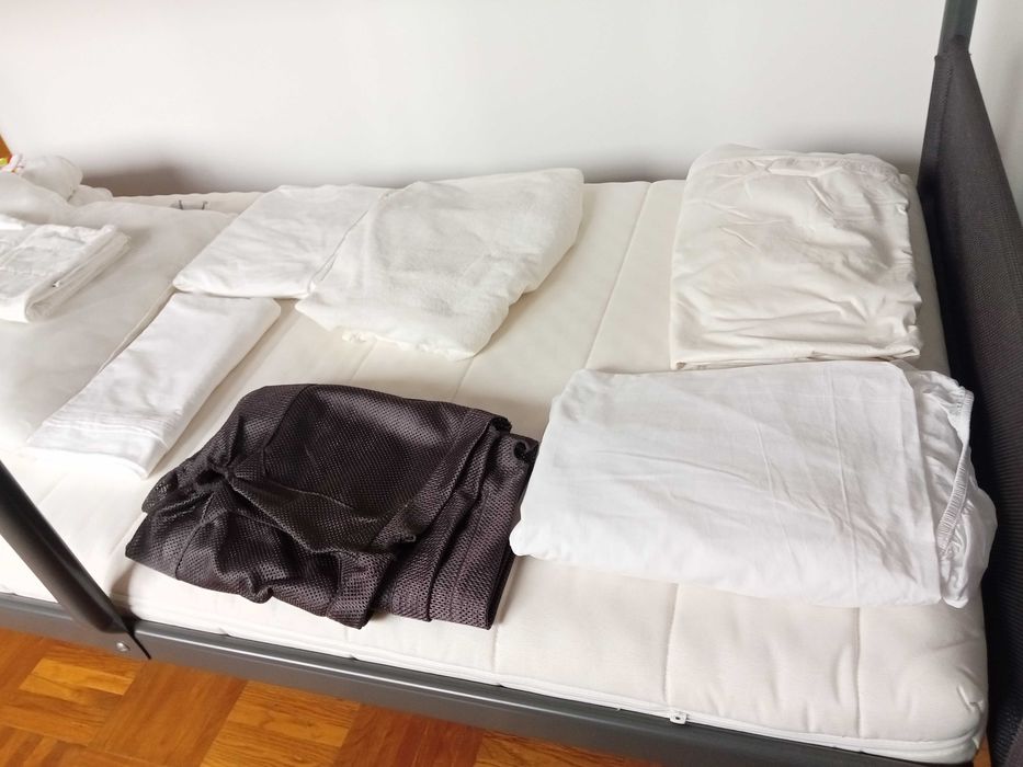 Beliche IKEA Tuffing com tudo