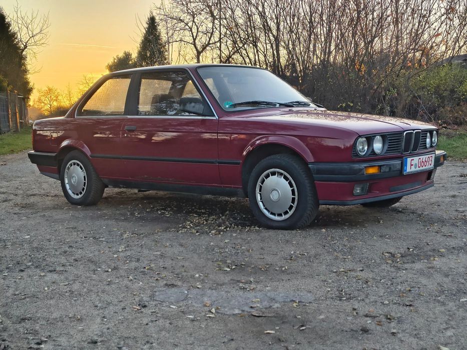 BMW Seria 3 BMW E30 316i 1988r. w oryginale!