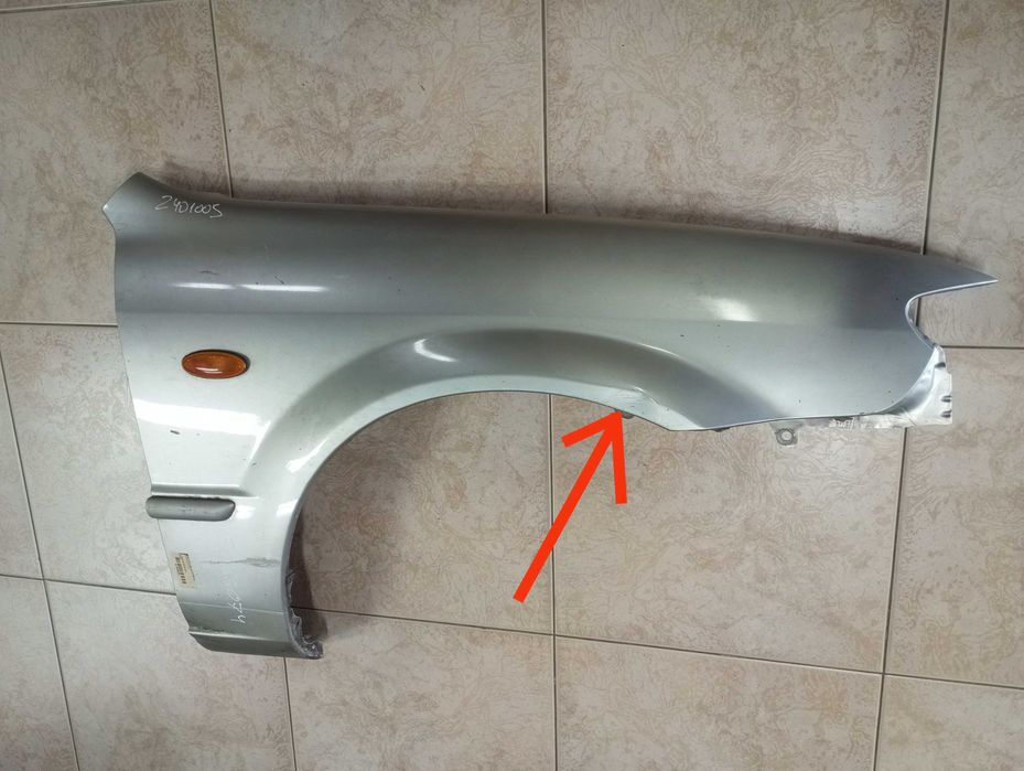 Guarda-lamas frt. drt. Mazda 323F BJ