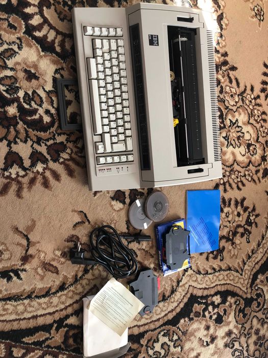 IBM 6715 elektryczna maszyna do pisania