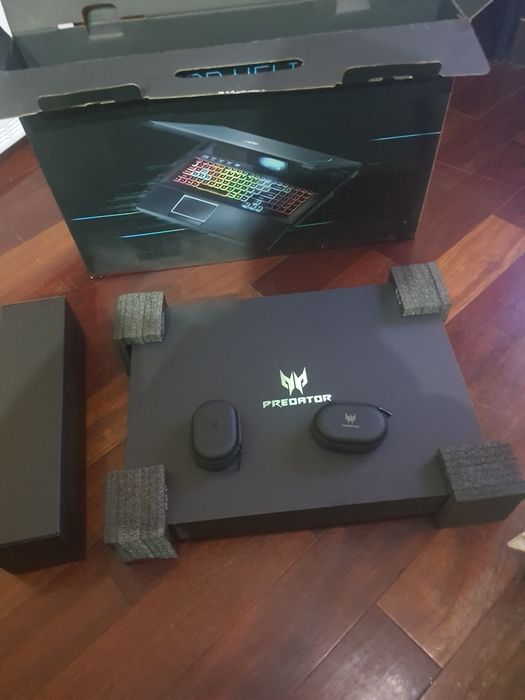 Computador Portátil ACER PREDATOR HELIOS 700