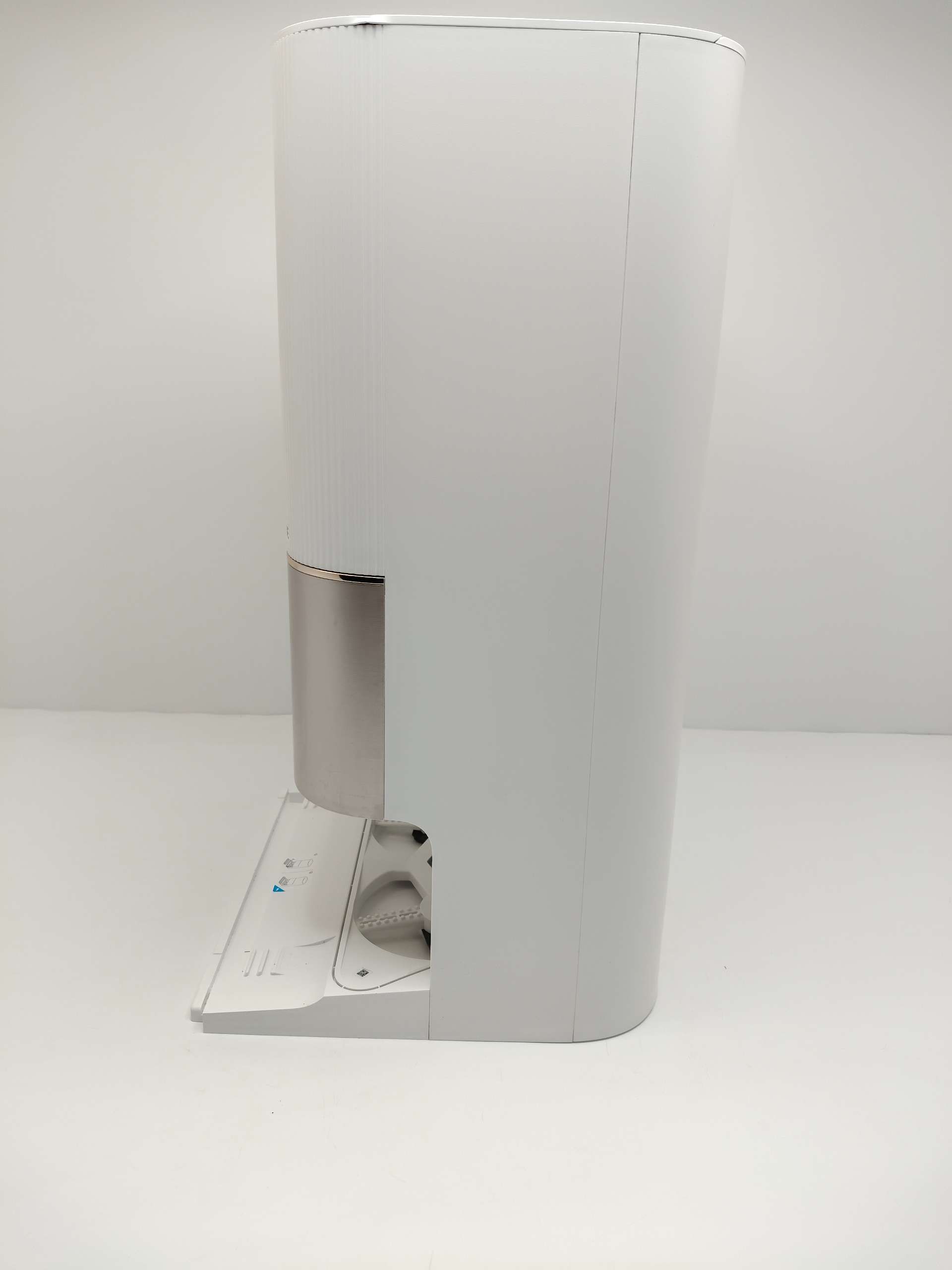 Robot sprzątający Dreame X40 Ultra biały - z funkcją mopowania