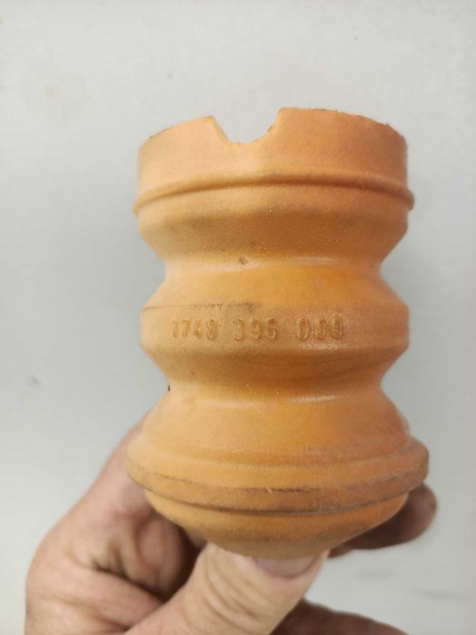 Відбійник і пильник переднього амортизатора БМВ 3,5,7