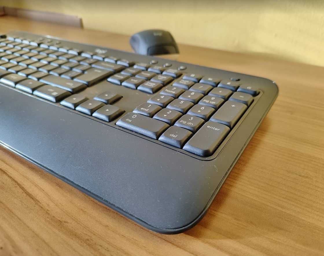 Klawiatura i mysz Logitech MK540 Advanced