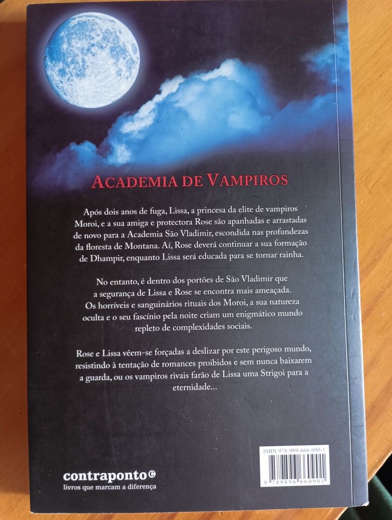 Academia de Vampiros - Richelle Mead (c/portes)