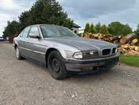 BMW Seria 7 728I LPG Prins, brak korozji