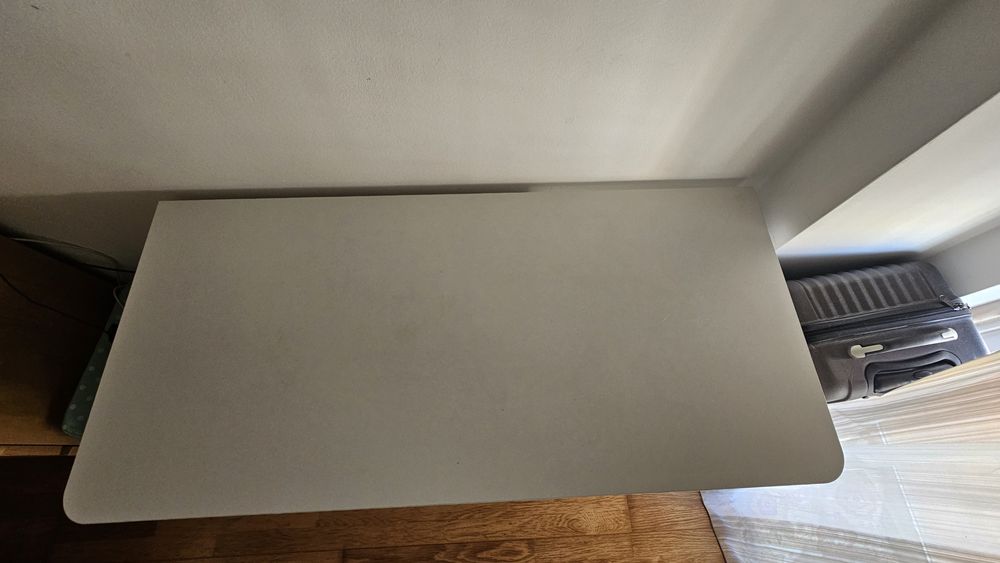 Secretária com 2 gavetas