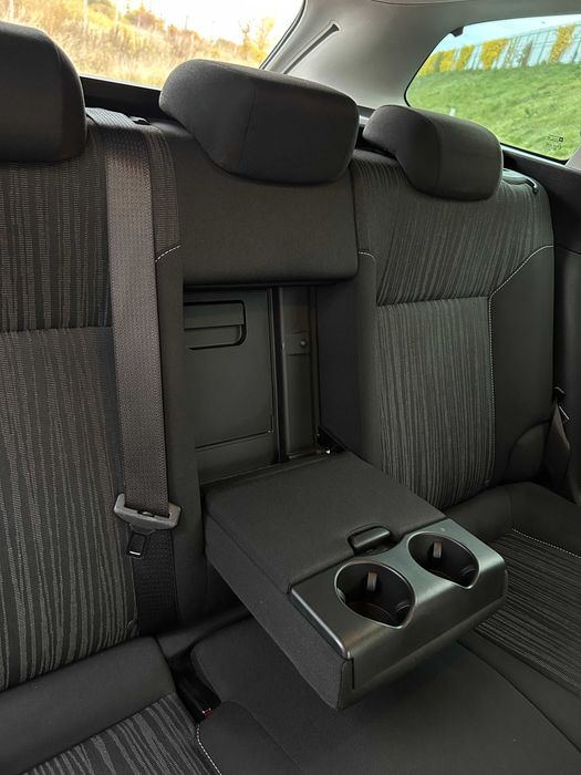 Opel Astra 1.4 Turbo 140 KM Sports Tourer Kombi