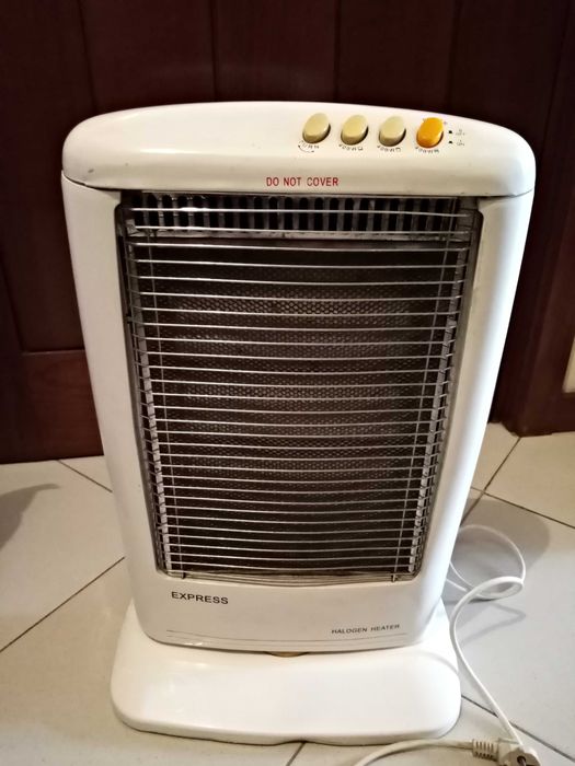 Aquecedor elétrico de Halogéneo 1200W = 12 euros
