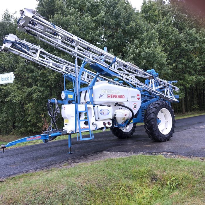 Opryskiwacz Hardi Evrard Meteor 2800l 28/27/24m. Skrętny dyszel