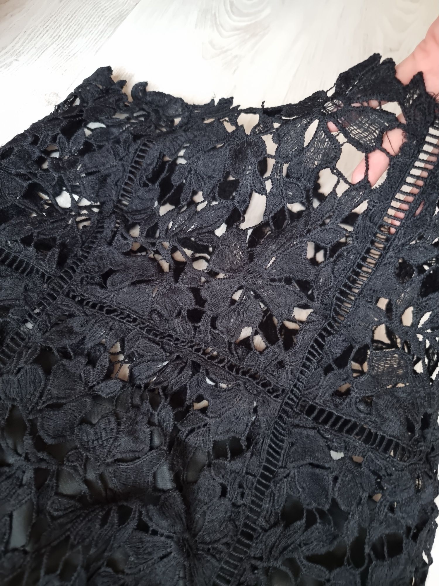 Boohoo кружевное миди платье