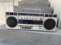 Rádio antigo clássico