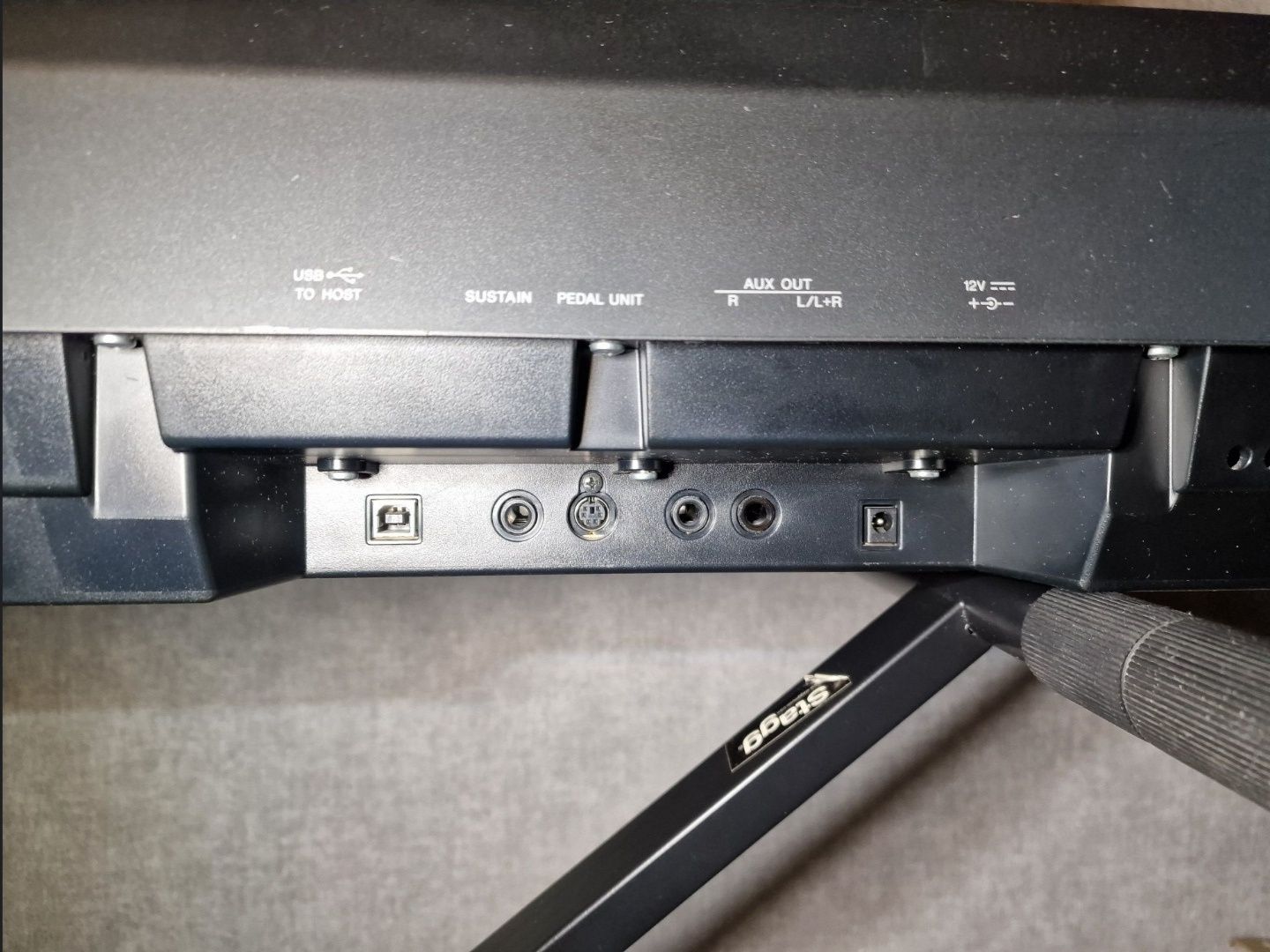 Yamaha p115 цифрове піаніно
