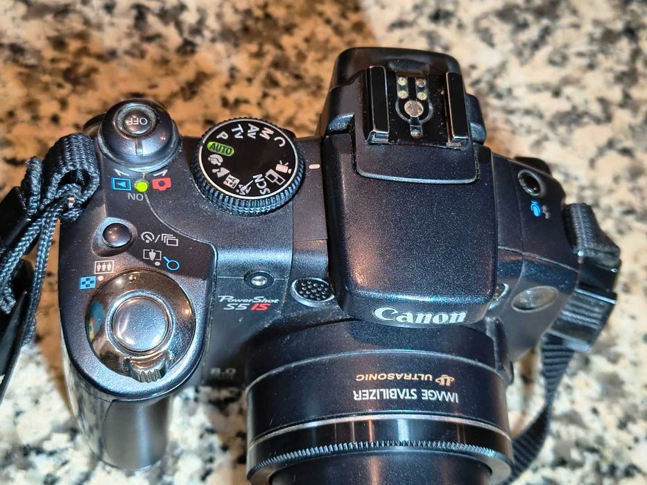 Canon PowerShot S5 IS