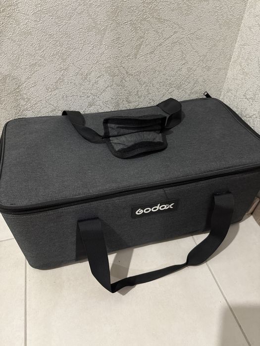 Освітлювач студійний Godox. Студійне постійне світло