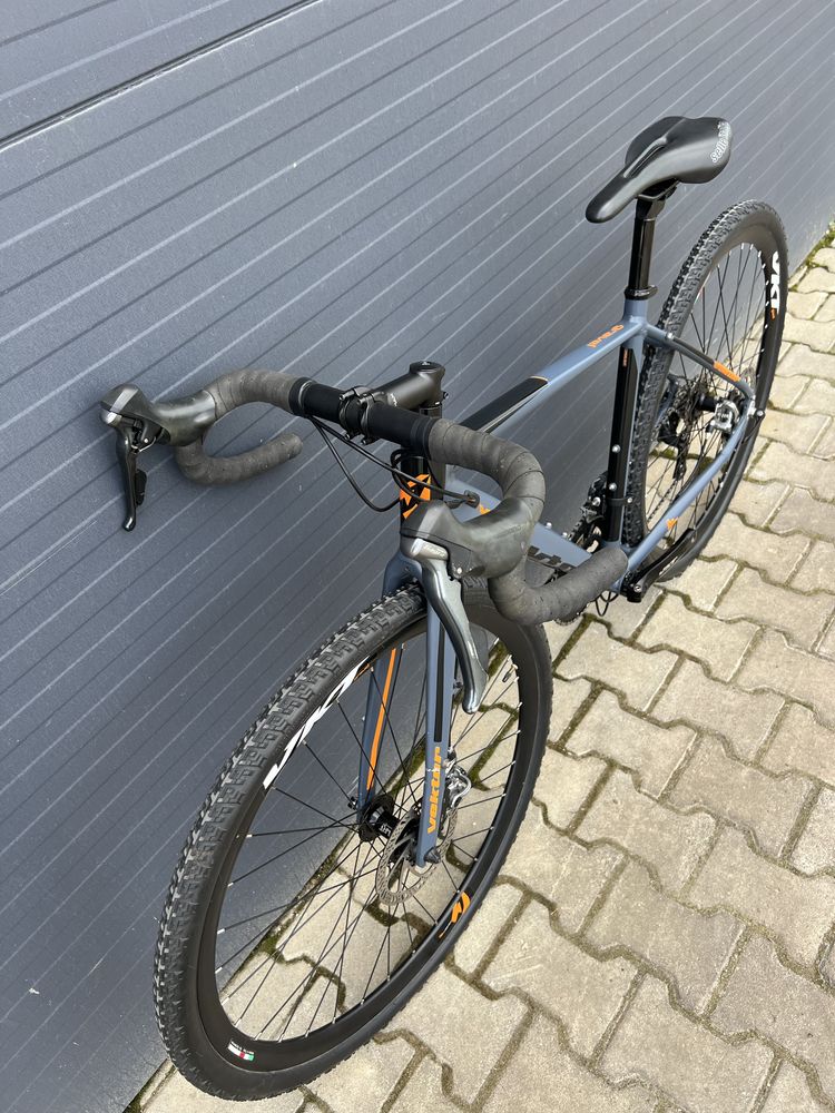 VEKTOR Gravel Tiagra disc