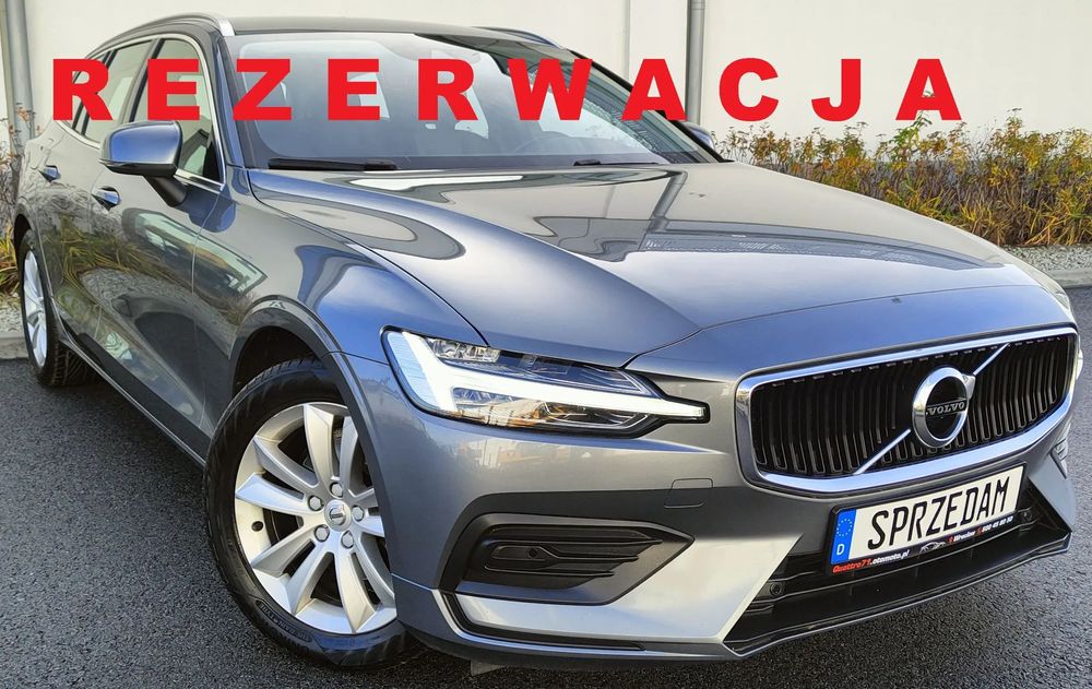 Volvo V60 D3*150KM*Manual*LED*PółSkóry*CarPlay*Kamera*2xPDC*Alu17*NowyRozrząd!!!