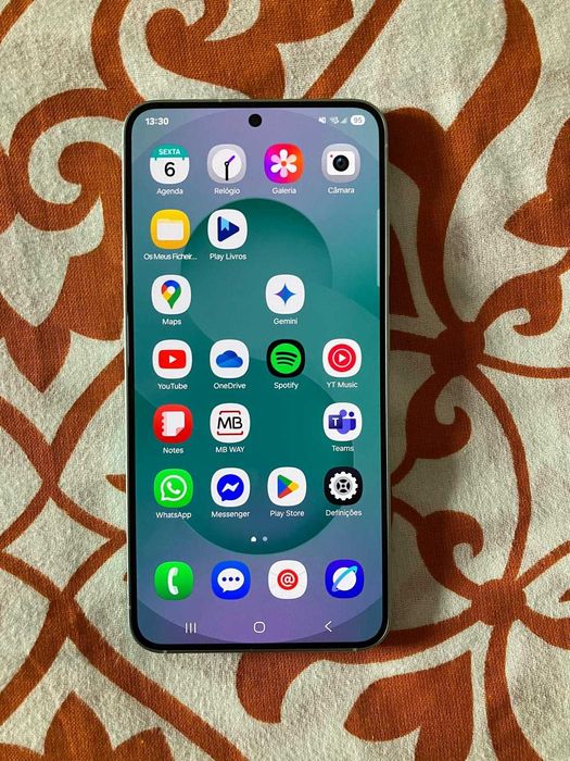 Samsung Galaxy S25 128GB rigorosamente novo e na garantia