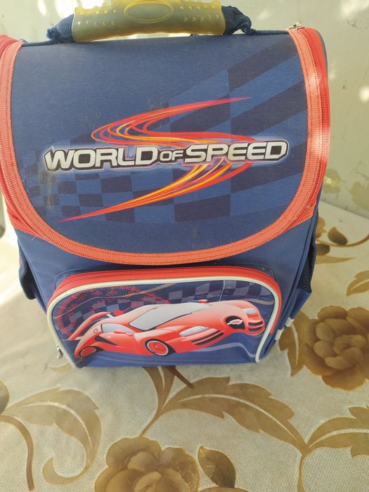 Продам школьный рюкзак для мальчика