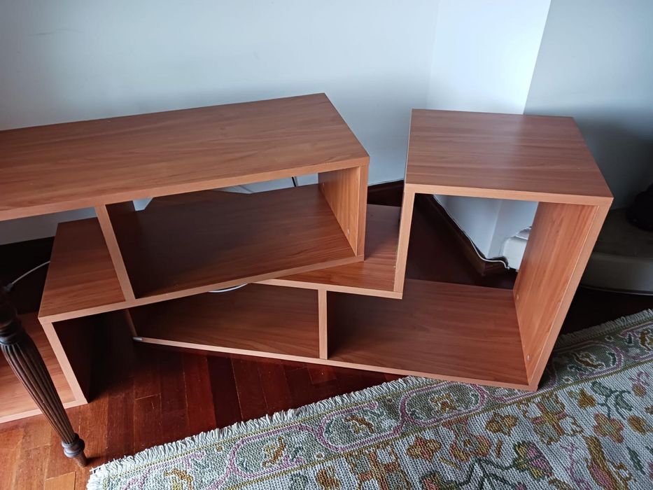 Móvel televisão Duas partes