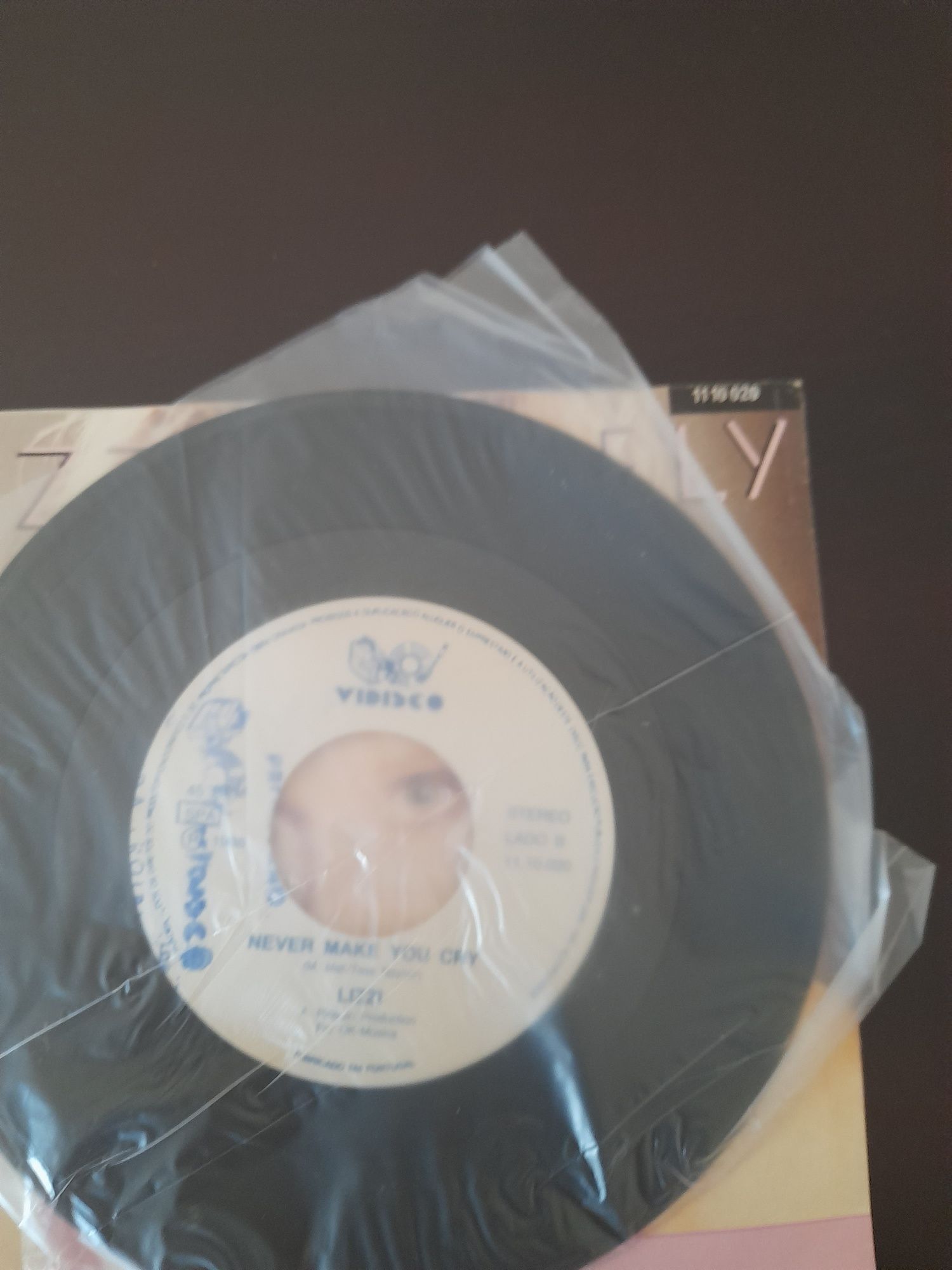 Disco single vinil - LIZZI LONELY