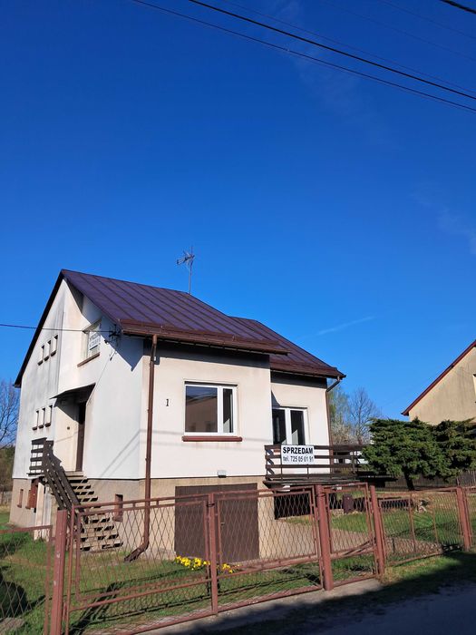 sprzedam dom jednorodzinny do zamieszkania