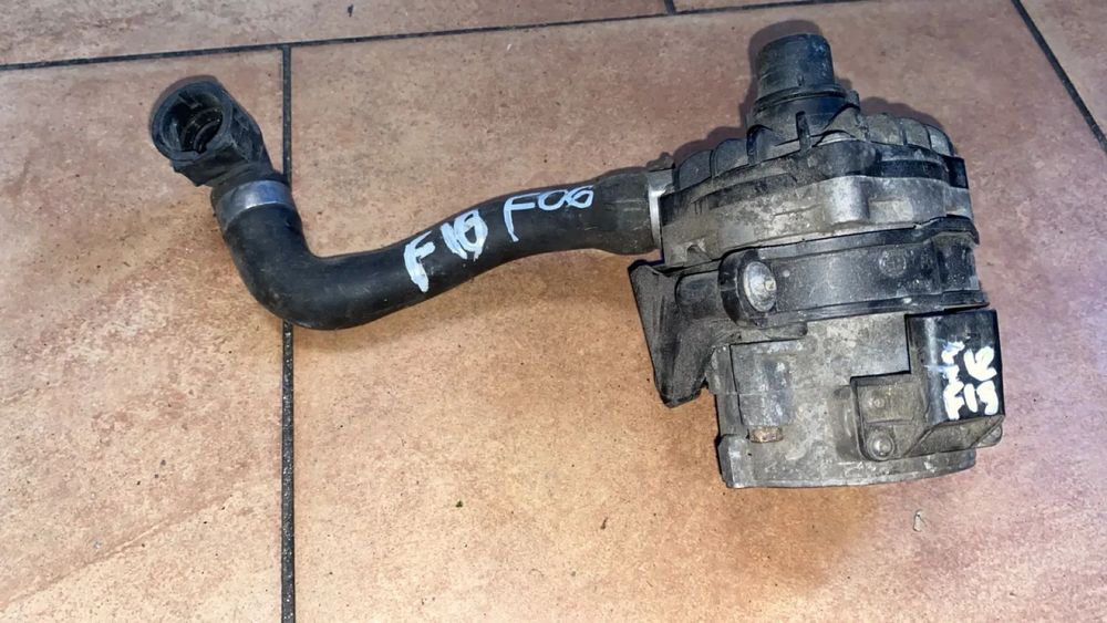 BMW F10 F06 DODATKOWA POMPKA WODY 2284291