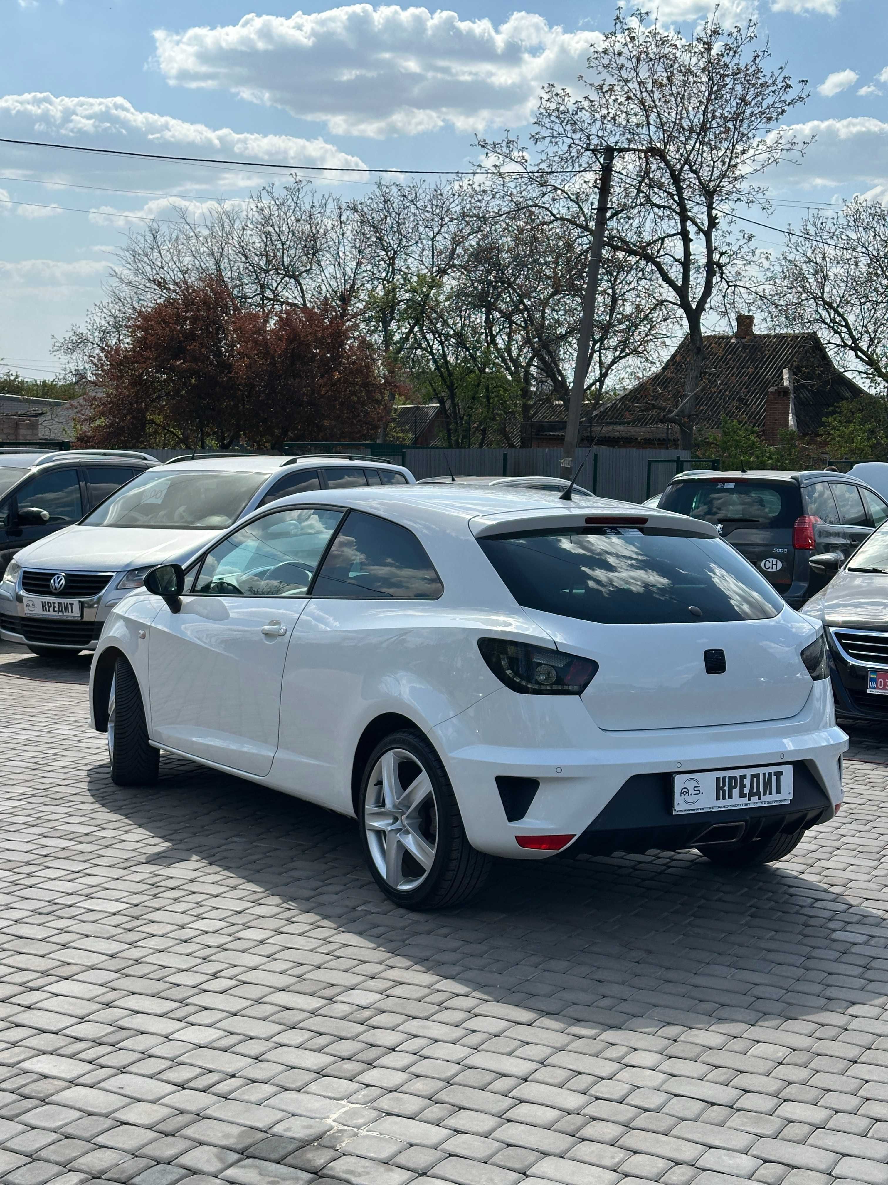 Продам  Seat Ibiza Cupra 2011 рік можлива розстрочка,кредит,обмін!