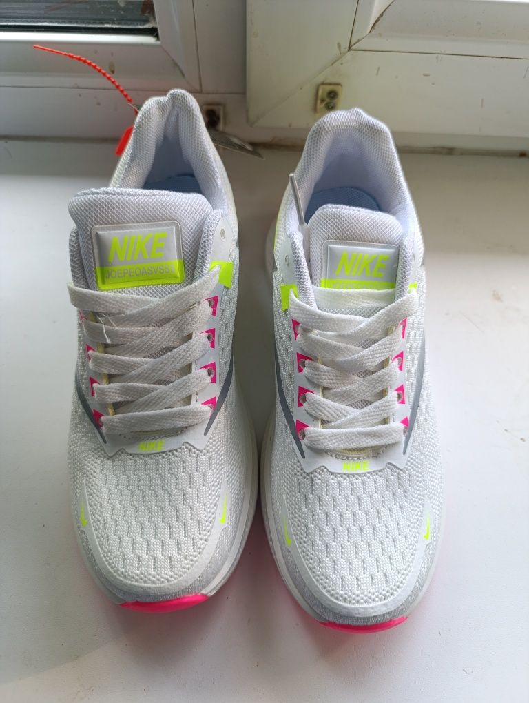 Кросівки Nike р.36