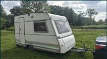 Przyczepa kempingowa caravelair 330
