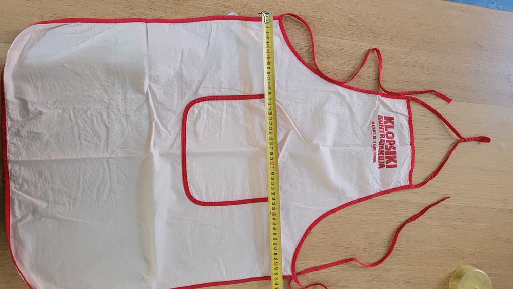 Fartuszek promocyjny z filmu klopsiki kontratakują