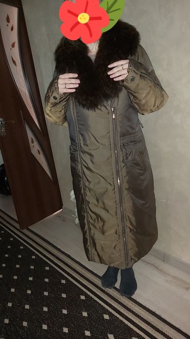 Пальто жіноче, пуховик