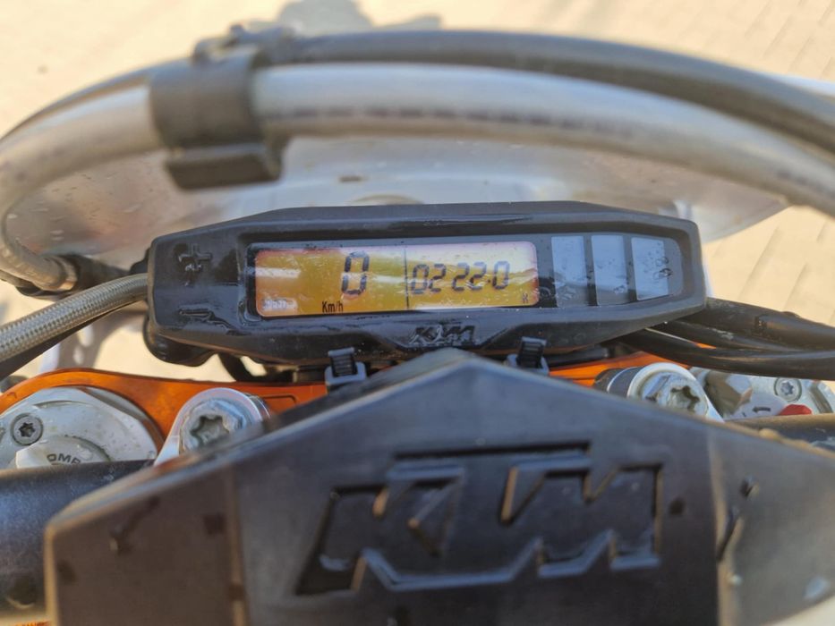 KTM Enduro 250.