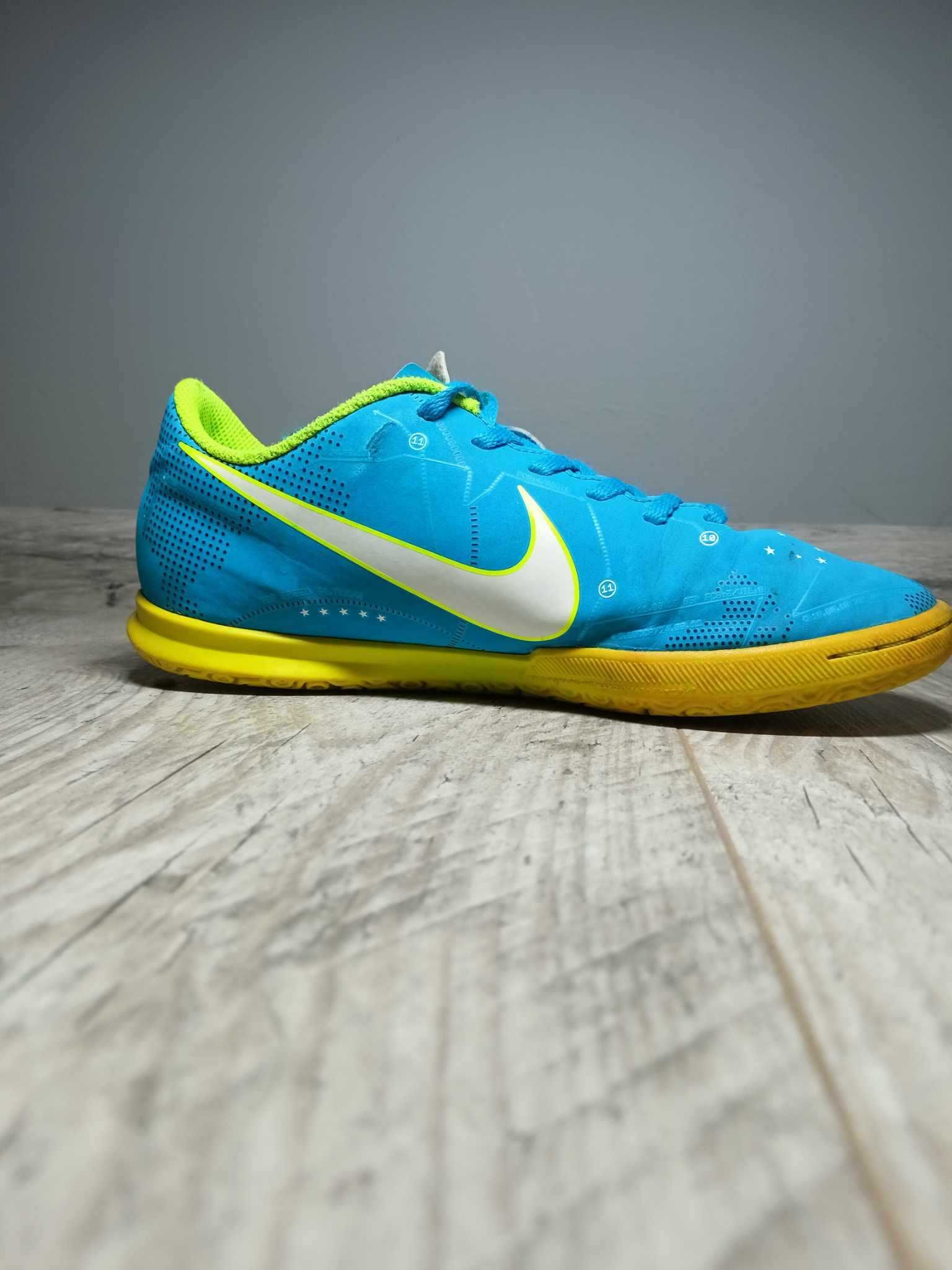 BUTY piłkarskie halowe NIKE MERCURIAL X